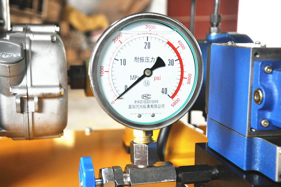 本田汽油機(jī)，野外作業(yè)機(jī)動(dòng)泵液壓站